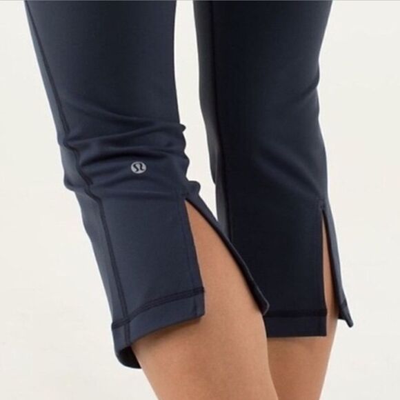 Lululemon Gather & Grow Crop Black Pink Trim - Picture 14 of 14